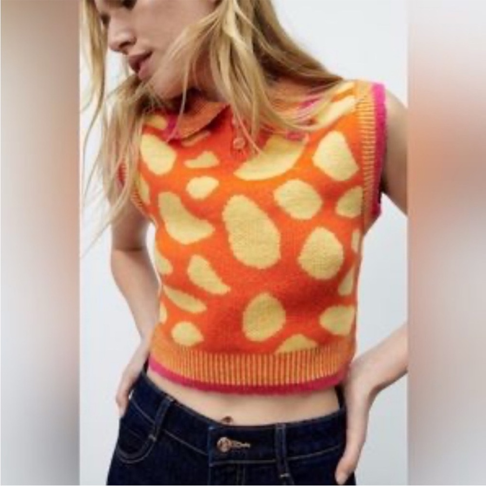 Zara Orange and Yellow Patterned Knit Top